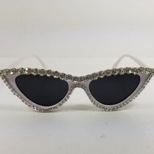 Vintage Luxury Cat Eye Sunglasses with crystal rhinestones